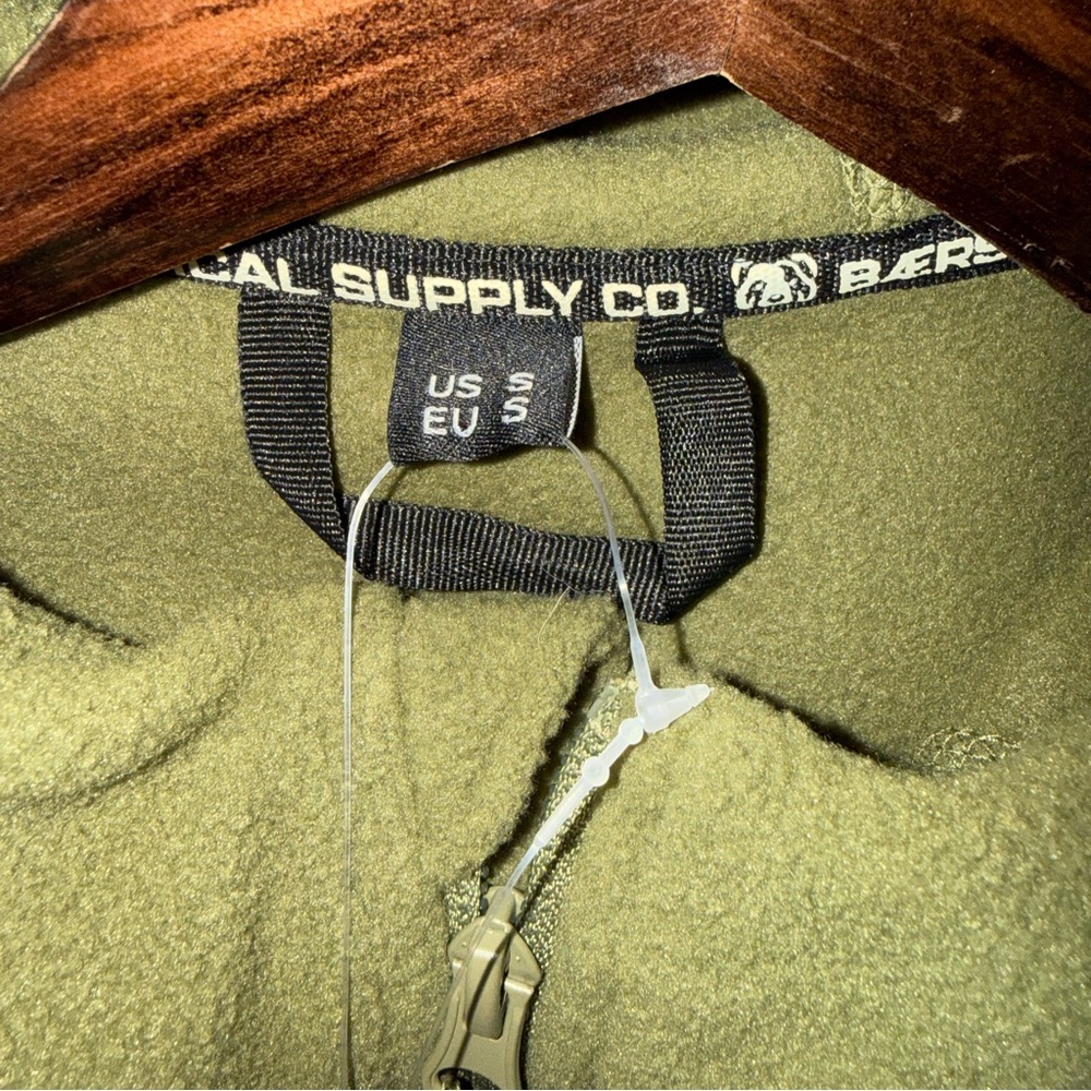 Baerskin hoodie tactical Jacket - Picture 9 of 10